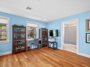 155 Green Street 4, Marblehead MA 01945