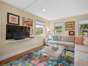 155 Green Street 4, Marblehead MA 01945