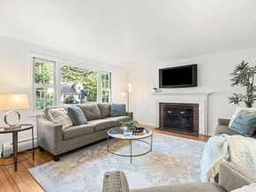7 Haven Ln, Wayland MA 01778