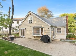 7 Haven Ln, Wayland MA 01778