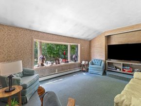 25 Kings Mountain Dr, West Boylston MA 01583