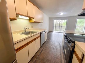 20 Lordvale Blvd 202, Grafton MA 01536