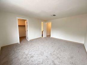 20 Lordvale Blvd 202, Grafton MA 01536