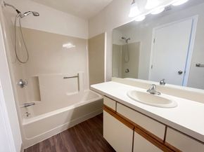 20 Lordvale Blvd 202, Grafton MA 01536