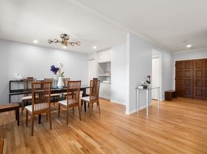 210 Nahanton St 219, Newton MA 02459