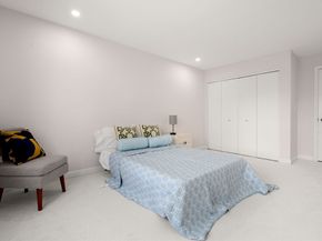 210 Nahanton St 219, Newton MA 02459