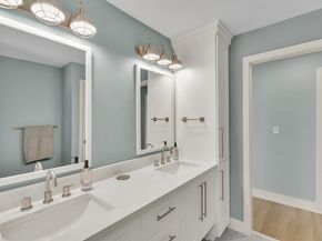 32 Lantern Ln, Wellesley MA 02481
