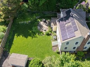 8 Avon Rd, Wellesley MA 02482