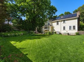 8 Avon Rd, Wellesley MA 02482