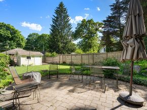 8 Avon Rd, Wellesley MA 02482