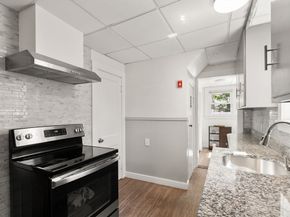 13 Highland Rd, Middleton MA 01949