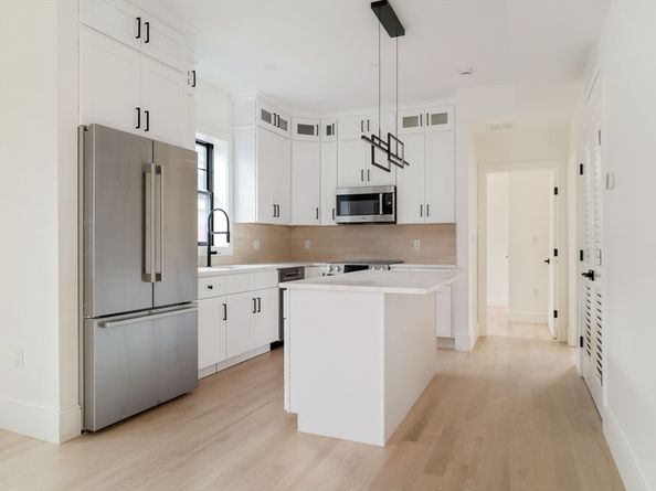 387 Norfolk St 2, Cambridge MA 02139
