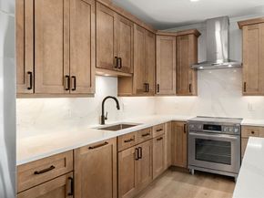 16 Franklin 1502, Salem MA 01970