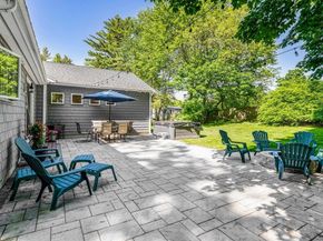 20 Hoyts Ln, Newburyport MA 01950