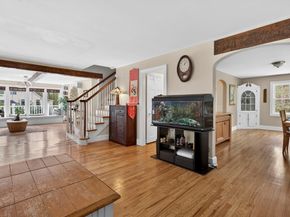 229 Parkerville Rd, Southborough MA 01772