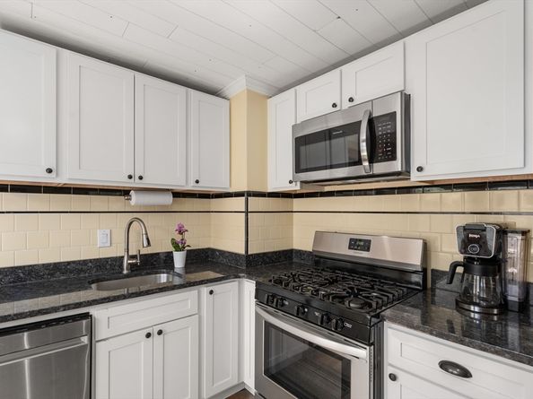 352 Whiting, Dedham MA 02026