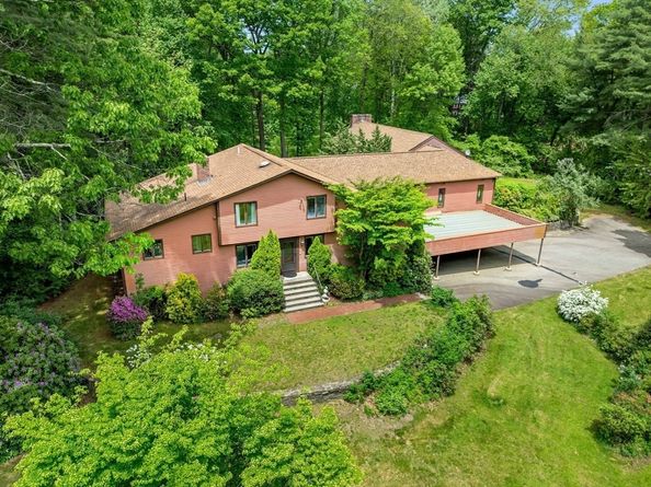 29 Pine Ridge Rd, Stow MA 01775