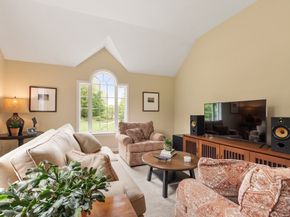 571 Northfield Rd, Lunenburg MA 01462