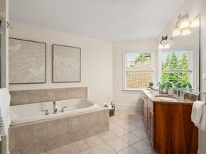 287 Langley Rd 43, Newton MA 02459