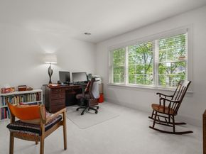 287 Langley Rd 43, Newton MA 02459