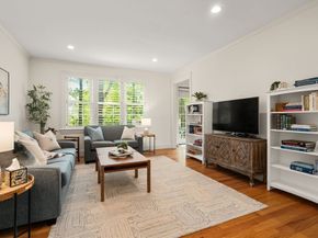 287 Langley Rd 43, Newton MA 02459