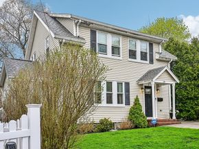 24 Fellsview Ave, Medford MA 02155