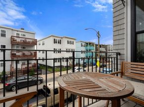 136 Sydney St 5, Boston MA 02125