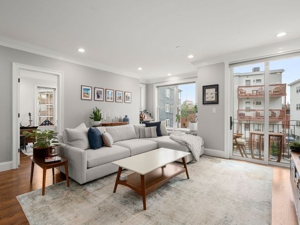 136 Sydney St 5, Boston MA 02125