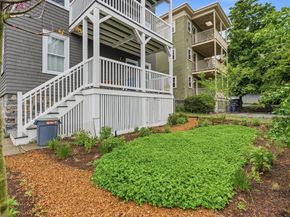 29-31 Cushing St 3, Cambridge MA 02138