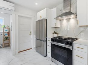 29-31 Cushing St 3, Cambridge MA 02138