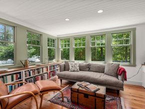 391 Dedham St, Newton MA 02459