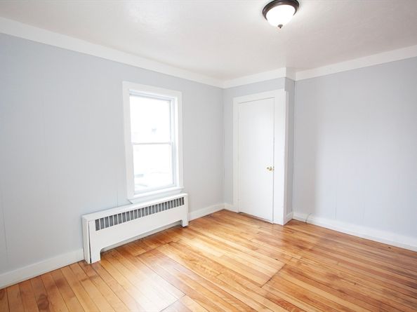 66 Cutler St, Worcester MA 01604