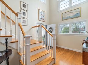 6 Essex Road 8, Ipswich MA 01938