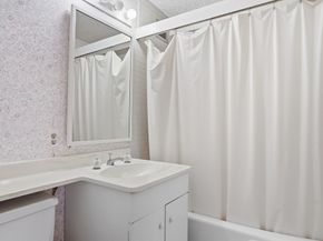 180 Beacon Street 8DE, Boston MA 02116