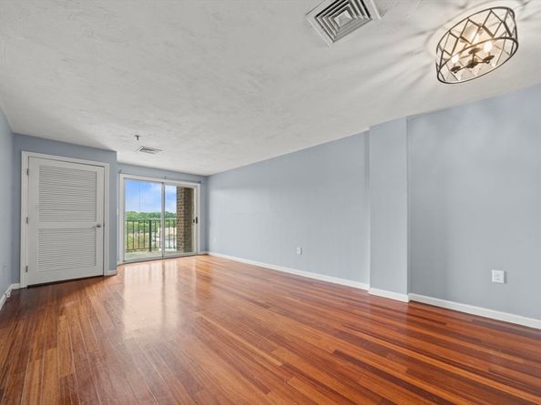 230 Willard St 602, Quincy MA 02169