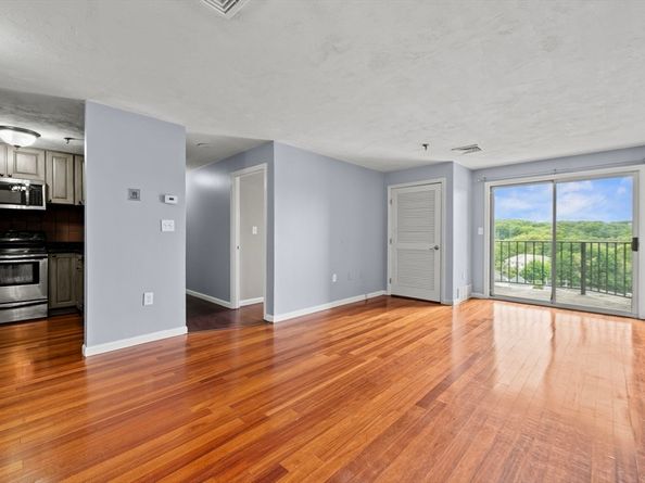 230 Willard St 602, Quincy MA 02169