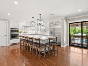 57 Candlewood Dr, Topsfield MA 01983