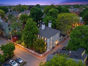 2 Andover St B, Salem MA 01970