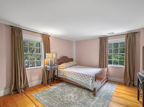 2 Andover St B, Salem MA 01970