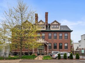 220 Spencer Ave 304, Chelsea MA 02150