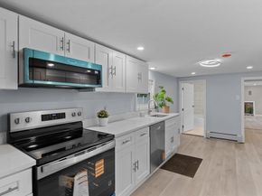5 Phoenix St, Worcester MA 01604