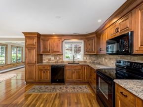 19 Essex Heights Drive, Weymouth MA 02188