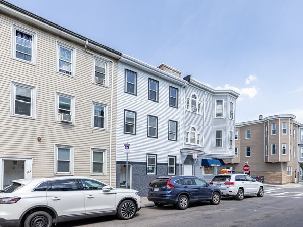 186 Marion 2, Boston MA 02128