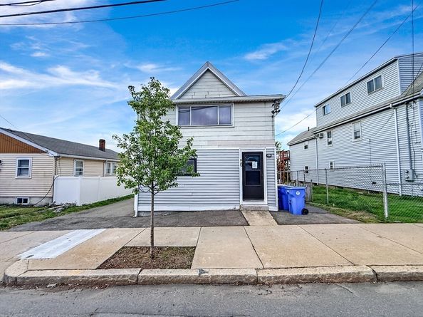 50 Main St, Winthrop MA 02152