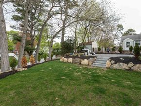 48 Macarthur Rd, Stoneham MA 02180