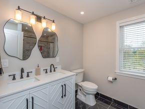 48 Macarthur Rd, Stoneham MA 02180