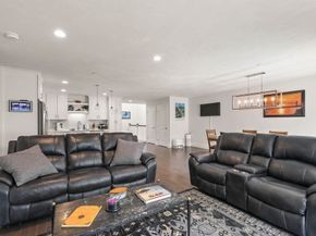 90 Lebaron Boulevard 7, Lakeville MA 02347