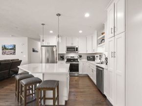 90 Lebaron Boulevard 7, Lakeville MA 02347