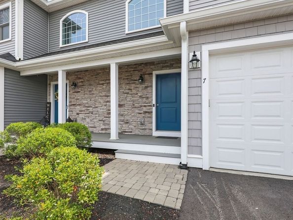 90 Lebaron Boulevard 7, Lakeville MA 02347