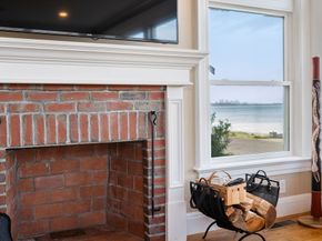 7 Swan Road, Quincy MA 02169